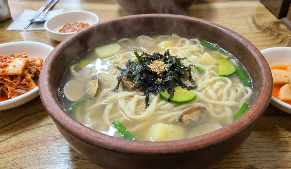 Kalguksu image